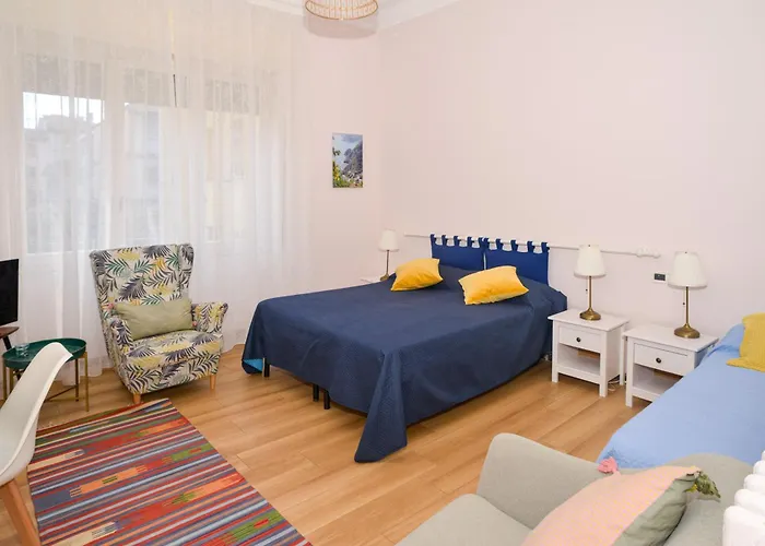 Appartement Charlotte Con Parcheggio, 5 Terre, Vicino Stazione La Spezia