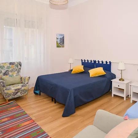 Апартаменты Charlotte Con Parcheggio, 5 Terre, Vicino Stazione Специя