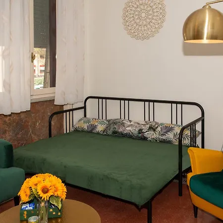 Charlotte Con Parcheggio, 5 Terre, Vicino Stazione Апартаменты Специя